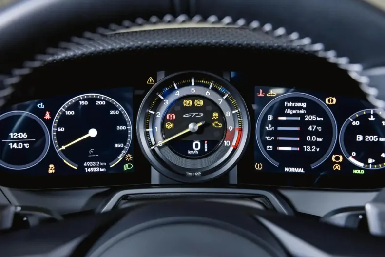 Porsche 992 din 2023 cu 15.400 km - oferta POR173723 - foto 25