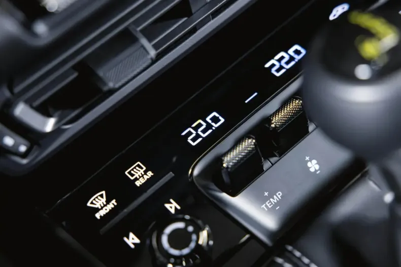 Porsche 992 din 2023 cu 15.400 km - oferta POR173723 - foto 33