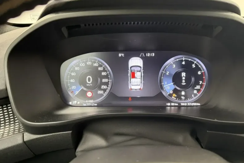 Volvo XC40 din 2021 cu 62.100 km - oferta VOL173725 - foto 11