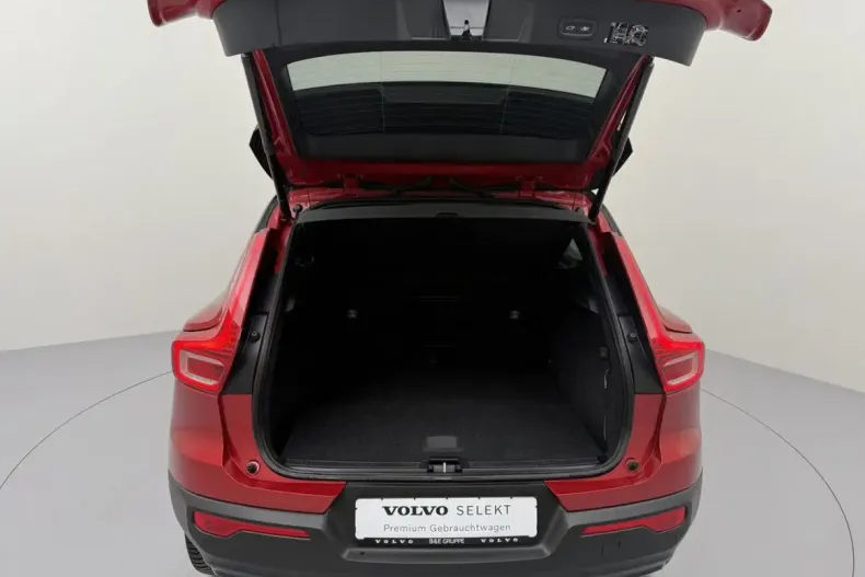 Volvo XC40 din 2021 cu 62.100 km - oferta VOL173725 - foto 20