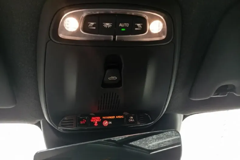 Volvo XC40 din 2021 cu 24.493 km - oferta VOL173726 - foto 15