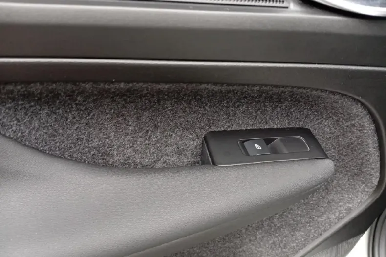 Volvo XC40 din 2021 cu 24.493 km - oferta VOL173726 - foto 18