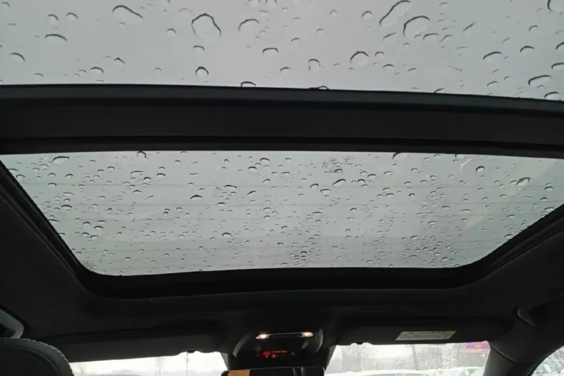 Volvo XC40 din 2021 cu 24.493 km - oferta VOL173726 - foto 19