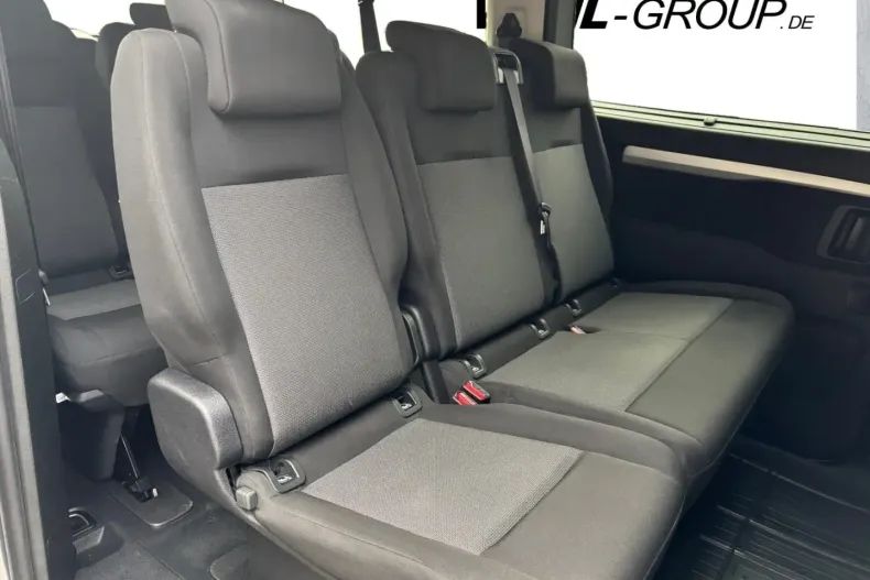 Toyota Verso din 2024 cu 57.570 km - oferta TOY173727 - foto 19