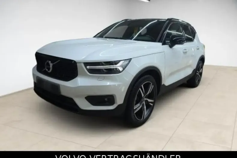 Volvo XC40 din 2021 cu 50.975 km - oferta VOL173729 - foto 1