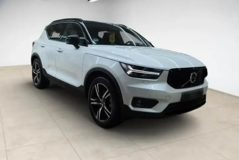 Volvo XC40 din 2021 cu 50.975 km - oferta VOL173729 - foto 2