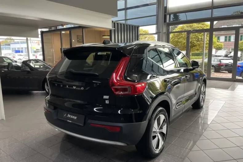 Volvo XC40 din 2022 cu 62.300 km - oferta VOL173732 - foto 5