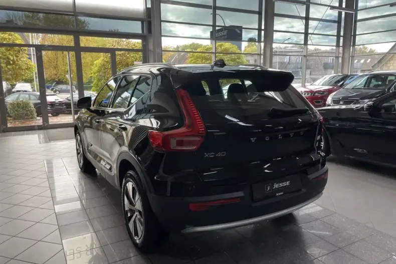 Volvo XC40 din 2022 cu 62.300 km - oferta VOL173732 - foto 7