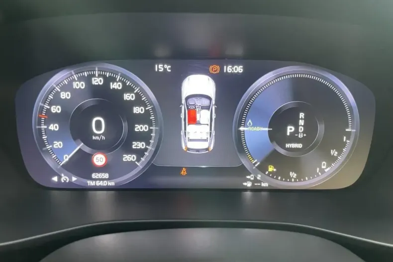 Volvo XC40 din 2022 cu 62.300 km - oferta VOL173732 - foto 19