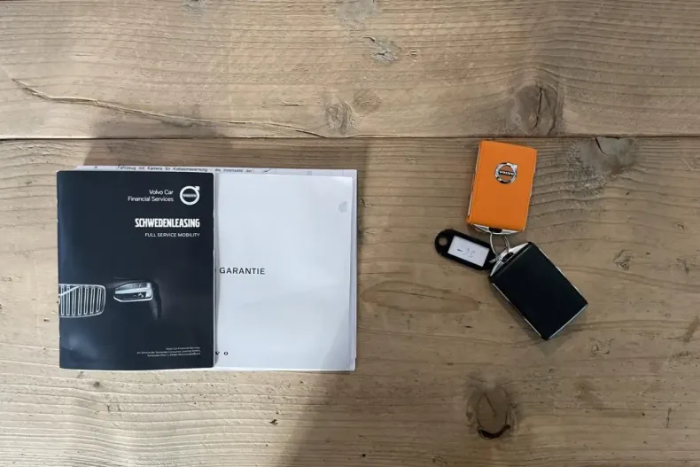 Volvo XC40 din 2022 cu 62.300 km - oferta VOL173732 - foto 20