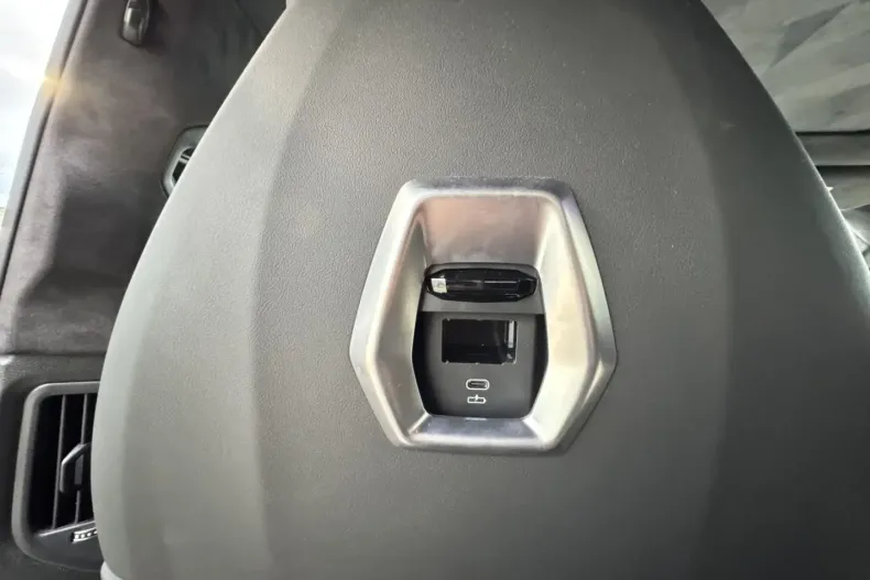 BMW XM din 2024 cu 23.199 km - oferta BMW173734 - foto 30