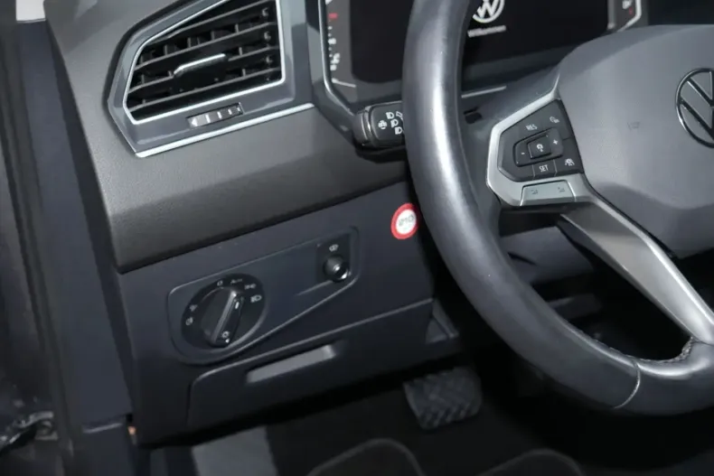 Volkswagen Tiguan Allspace din 2022 cu 76.812 km - oferta VOL173735 - foto 10