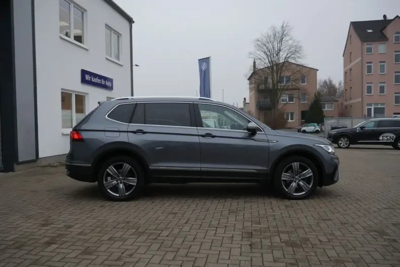 Volkswagen Tiguan Allspace din 2022 cu 76.812 km - oferta VOL173735 - foto 20