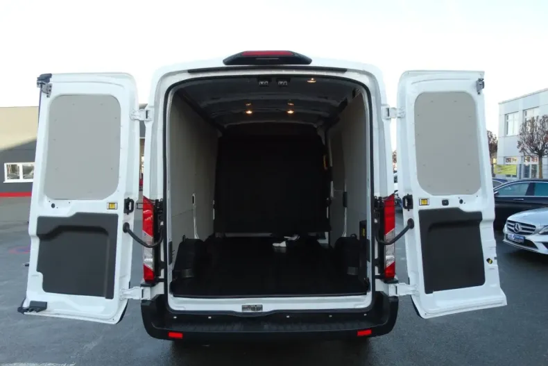 Ford Transit din 2023 cu 3.751 km - oferta FOR173738 - foto 20