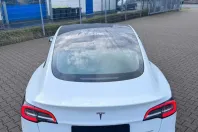 Tesla Model 3 din 2023 cu 73.365 km - oferta TES173740 - foto 4