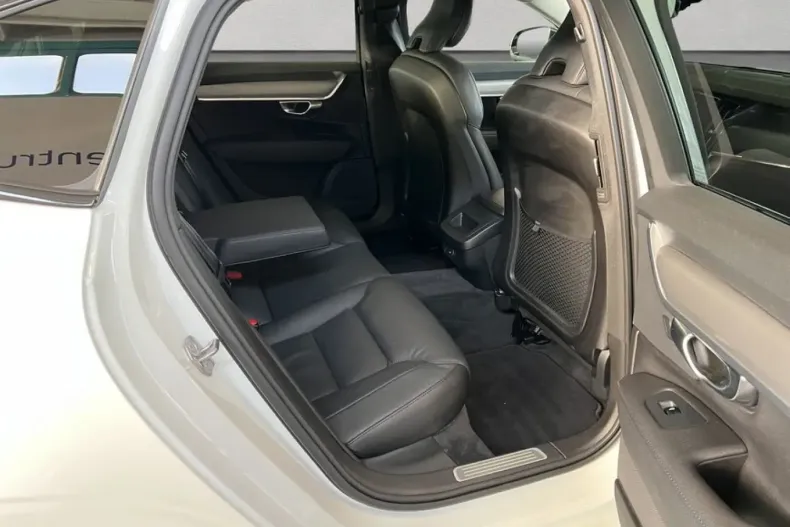 Volvo S90 din 2022 cu 84.083 km - oferta VOL173744 - foto 21