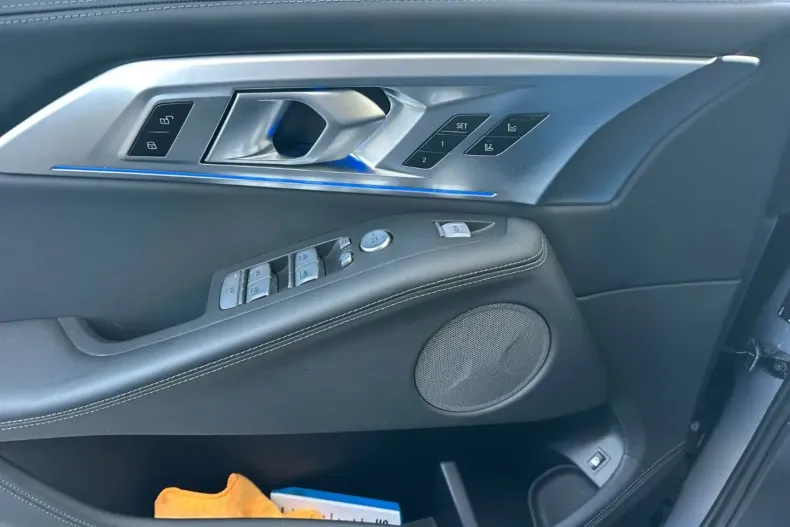 BMW XM din 2024 cu 8.200 km - oferta BMW173752 - foto 9