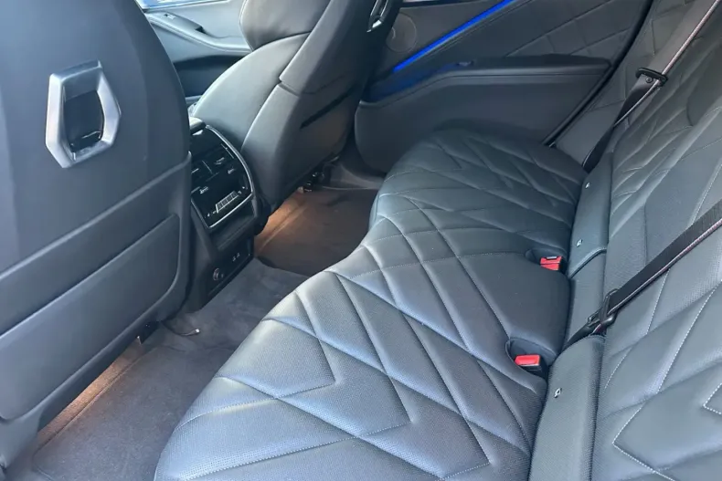 BMW XM din 2024 cu 8.200 km - oferta BMW173752 - foto 13