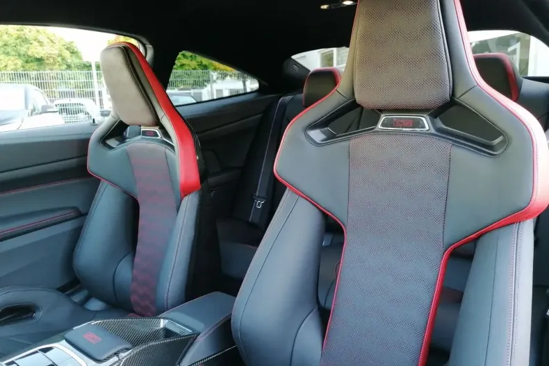 BMW M4 (Modele M) din 2025 cu 2.828 km - oferta BMW173756 - foto 19