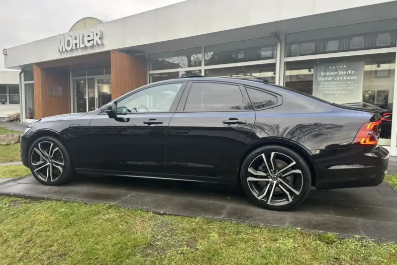 Volvo S90 din 2023 cu 29.000 km - oferta VOL173757 - foto 3