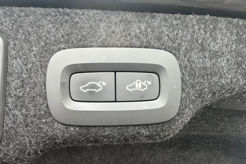 Volvo S90 din 2024 cu 15.750 km - oferta VOL173759 - foto 14