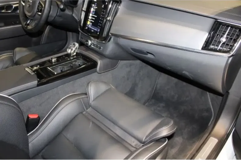 Volvo S90 din 2024 cu 18.500 km - oferta VOL173763 - foto 8