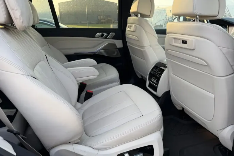 BMW X7 din 2022 cu 35.000 km - oferta BMW173764 - foto 8