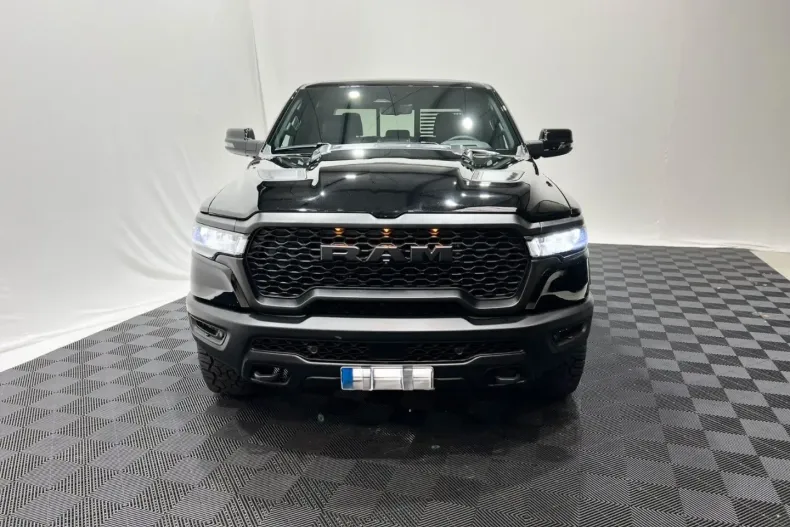 Dodge RAM din 2025 cu 12.500 km - oferta DOD173772 - foto 3