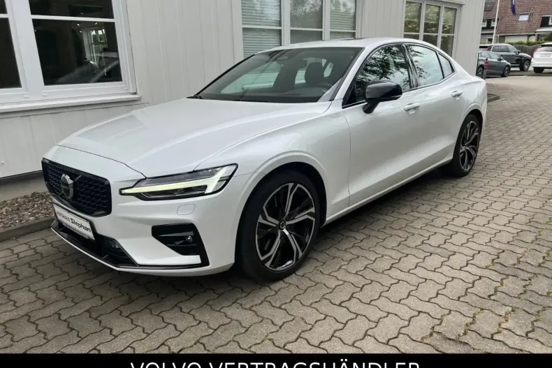 Volvo S60 din 2024 cu 14.750 km - oferta VOL173773 - foto 1