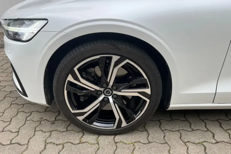 Volvo S60 din 2024 cu 14.750 km - oferta VOL173773 - foto 7