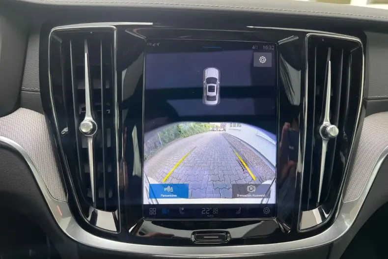 Volvo S60 din 2024 cu 14.750 km - oferta VOL173773 - foto 18