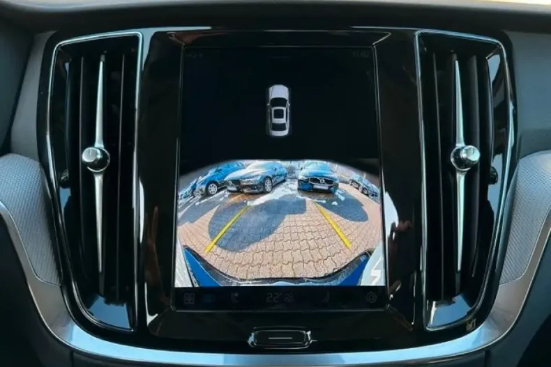 Volvo S60 din 2024 cu 24.100 km - oferta VOL173777 - foto 13