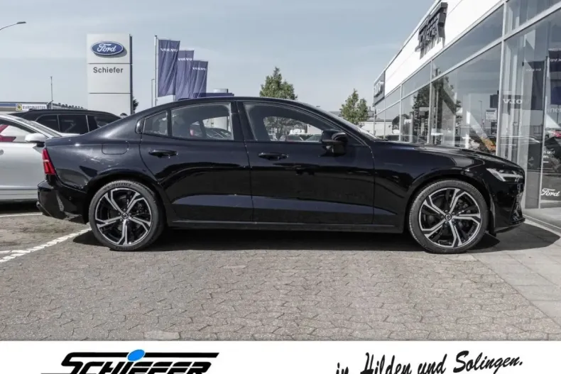 Volvo S60 din 2024 cu 23.995 km - oferta VOL173778 - foto 4
