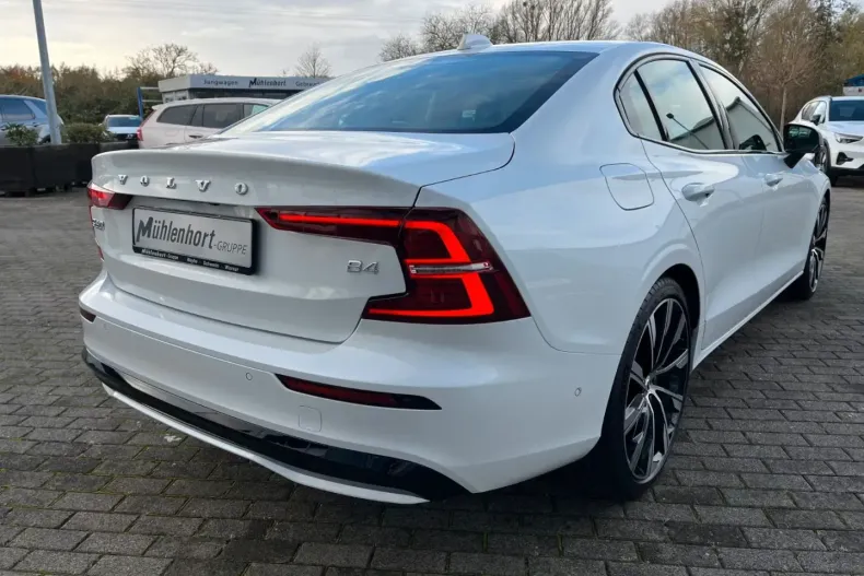 Volvo S60 din 2024 cu 17.000 km - oferta VOL173780 - foto 2