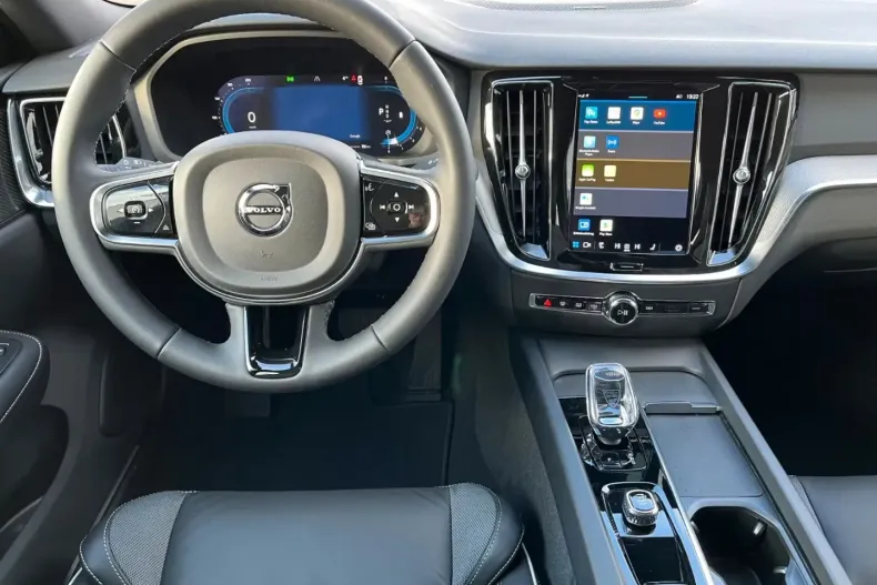 Volvo S60 din 2024 cu 17.000 km - oferta VOL173780 - foto 4