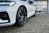 Volvo S60 din 2024 cu 17.000 km - oferta VOL173780 - foto 13