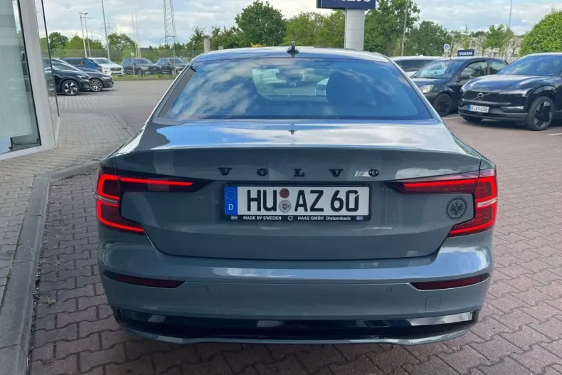 Volvo S60 din 2025 cu 7.500 km - oferta VOL173781 - foto 3