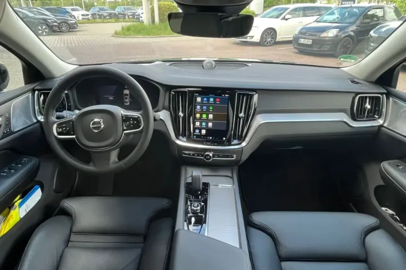 Volvo S60 din 2025 cu 7.500 km - oferta VOL173781 - foto 7