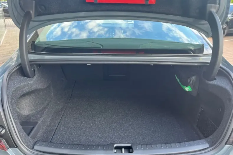 Volvo S60 din 2025 cu 7.500 km - oferta VOL173781 - foto 13