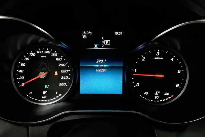 Mercedes-Benz C 220 din 2021 cu 100.291 km - oferta MER173783 - foto 5