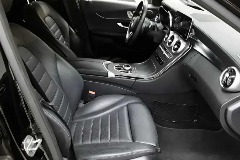 Mercedes-Benz C 220 din 2021 cu 100.291 km - oferta MER173783 - foto 8