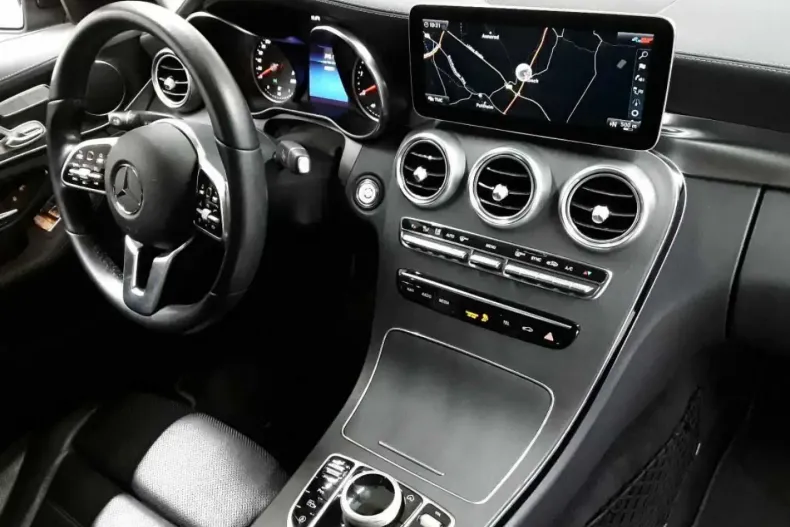 Mercedes-Benz C 220 din 2021 cu 100.291 km - oferta MER173783 - foto 9