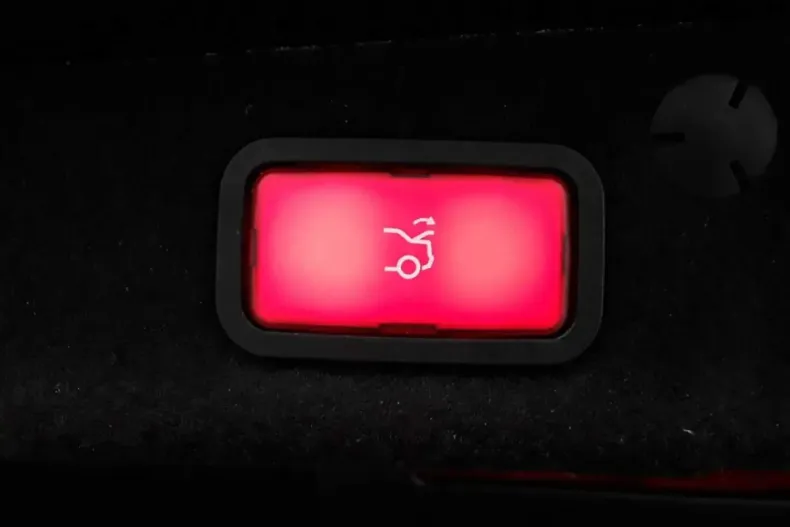 Mercedes-Benz C 220 din 2021 cu 100.291 km - oferta MER173783 - foto 17