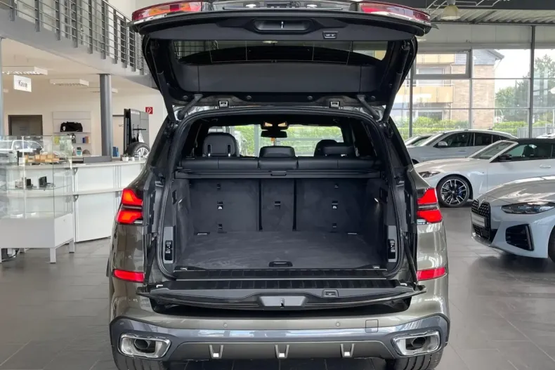 BMW X5 din 2024 cu 8.379 km - oferta BMW173792 - foto 6