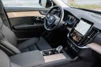 Volvo XC90 din 2025 cu 16.900 km - oferta VOL173795 - foto 3