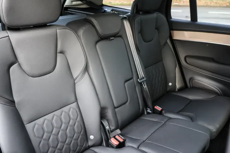 Volvo XC90 din 2025 cu 16.900 km - oferta VOL173795 - foto 5