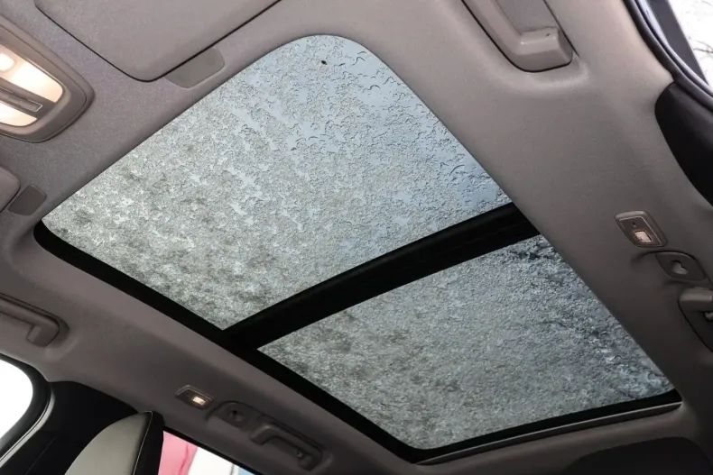 Volvo XC90 din 2025 cu 16.900 km - oferta VOL173795 - foto 12