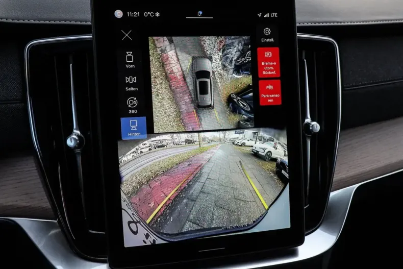 Volvo XC90 din 2025 cu 16.900 km - oferta VOL173795 - foto 13