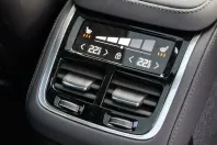 Volvo XC90 din 2025 cu 16.900 km - oferta VOL173795 - foto 16