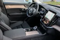 Volvo XC90 din 2025 cu 18.500 km - oferta VOL173796 - foto 3